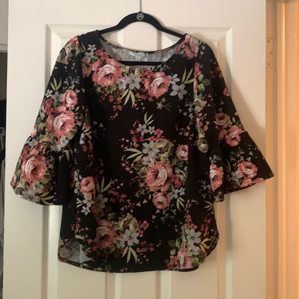 Floral top - perfect for a teacher or other professionals.